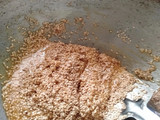 તલ ની ચીકી (Til Chikki Recipe in Gujarati)