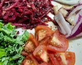 Foto del paso 4 de la receta: Ensalada "R" radicheta, radiccio, rabanito, remolacha, etc