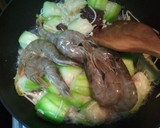 菇耳絲瓜炒鮮蝦（簡單煮）的食譜步驟2照片