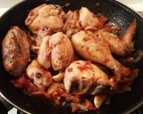 Foto del paso 5 de la receta: Pollo guisado al cardamomo y cilantro