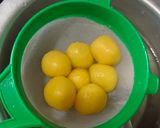 Gambar langkah 4 resipi Onde-Onde Labu Kuning.