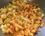 A picture of step 5 of Vegetable Macaroni.