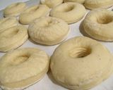 صورة لخطوة 3 من وصفة وصفة دوناتس سهلة على طريقتي 🥯🥯