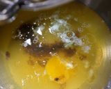 Foto langkah ke 1 dari resep Bolu Pisang Putih Telur.