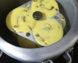 A picture of step 3 of Idli style dhokla with chinese stuffing.