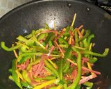 A picture of step 1 of Garlic chicken wings with chineese rice.