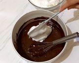 Foto langkah ke 4 dari resep Milk Bath tiramisu (tres leches).