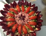 Une image de l'étape 13 de Salade de puntarelle endives rouges fenouil tomates et jambon blanc sauce oignon.