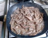 Foto del paso 4 de la receta: Lomo al strogonoff con arroz moldeado