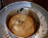 A picture of step 10 of Bottle gurad marble cake.