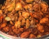 Foto langkah ke 3 dari resep Ayam goreng saos mentega pedas.