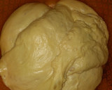 Foto langkah ke 2 dari resep Pizza Roll Super Empuk.