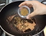 A picture of step 9 of Stuffed Chilli Curry.