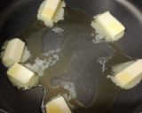 Foto del paso 1 de la receta: Espaguetis cremosos con gambitas!