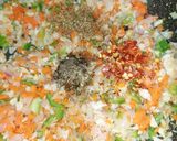 A picture of step 3 of Masala cheese macaroni.