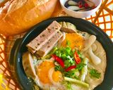 Hình bước làm 3 của món Bánh mì ốp La +chả bò