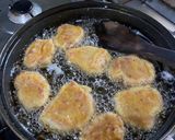 Foto langkah ke 3 dari resep Perkedel Kentang Kornet Praktis.