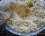 A picture of step 4 of Ma'amoul Cookies    شیرینی معمول.