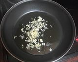 Foto del paso 1 de la receta: Pechuga a la plancha con salteado de verduras para estudiantes