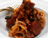 Foto del paso 7 de la receta: Espaguettis picantes con chorizo y moixernons