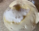 A picture of step 6 of Cream buns.
