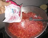A picture of step 4 of Gajar ka halwa.