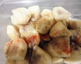 A picture of step 2 of Oven baked potatoes and chicken.