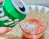 पैशन फ्रूट स्ट्रॉबेरी कूलर (Passion Fruit Strawberry Cooler) रेसिपी चरण 3 फोटो