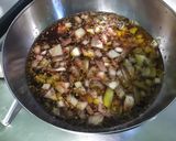Une image de l'étape 7 de Marinade pour gibier aux cranberries, oignon, thym, vin rouge, échalotes et citron.