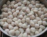 Foto langkah ke 6 dari resep Bakso ikan belidak kenyal.