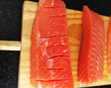 Foto del paso 2 de la receta: Salmón al horno con jamón serrano y queso