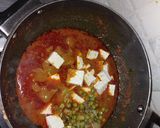 A picture of step 3 of Tofu-matar gravy.