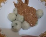 Foto langkah ke 8 dari resep Cilok bumbu kacang pedas asin manis.