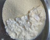 A picture of step 2 of Rawa uttapam.