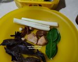 Foto langkah ke 1 dari resep Soto Ayam Dengan Bumbu Dasar Kuning.