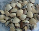 Hình bước làm 1 của món Nghêu luộc