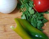 Foto del paso 1 de la receta: 🫓Fajitas de pollo 🐔 con pico de gallo y queso 🧀 crema