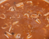 Foto del paso 4 de la receta: Calamares en salsa americana con cuscús