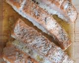 Lazac, tejszínes spenót szósszal recept fázis 2 fotója