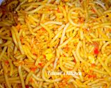 A picture of step 4 of Egg spaghetti.