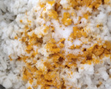 A picture of step 5 of Maharashtra style kanda poha.
