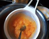 A picture of step 2 of Papaya Fruit Fizz.