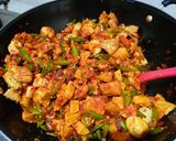 Foto langkah ke 4 dari resep Sambal Goreng Kentang Telur Terong Buncis.