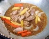 รูปขั้นตอนการทำที่ 4 ของ หมูผัดยอดข้าวโพด