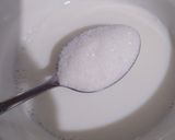 عکس مرحله 2 از دستور پیراشکی مرغ و قارچ solmaz