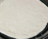 Foto del paso 5 de la receta: Pizza de cebolla y champiñones