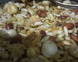 A picture of step 5 of Khatti meethi bhujiya.