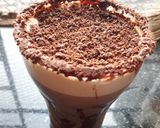 A picture of step 3 of Chocolate milkshake.