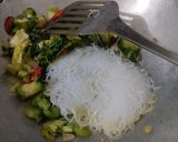 Foto langkah ke 2 dari resep Tumis Oyong.