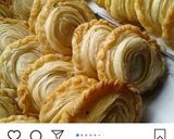Foto langkah ke 10 dari resep Karipap Pusing/CurryPuff/ Pastel Malaysia.